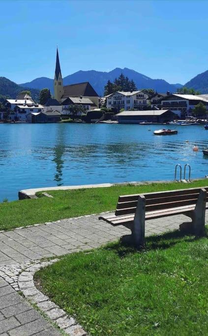 See- Und Bergblick In Bestlage Am Tegernsee Buitenkant foto